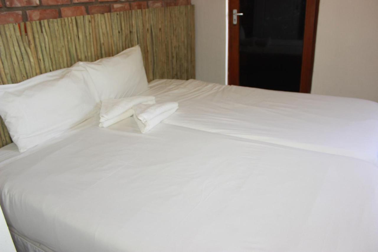Pandeinge Hotel วินด์ฮุก ภายนอก รูปภาพ